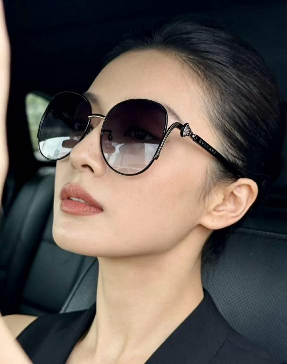 Picture of Bvlgari Sunglasses _SKUfw79399034fw